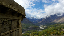 Malerisch: Blick aufs Hunzatal, Nordpakistan 2008 (c) emmenreiter.de