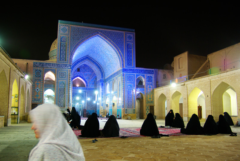 In einer Moshee in Yazd, Iran (c) emmenreiter.de